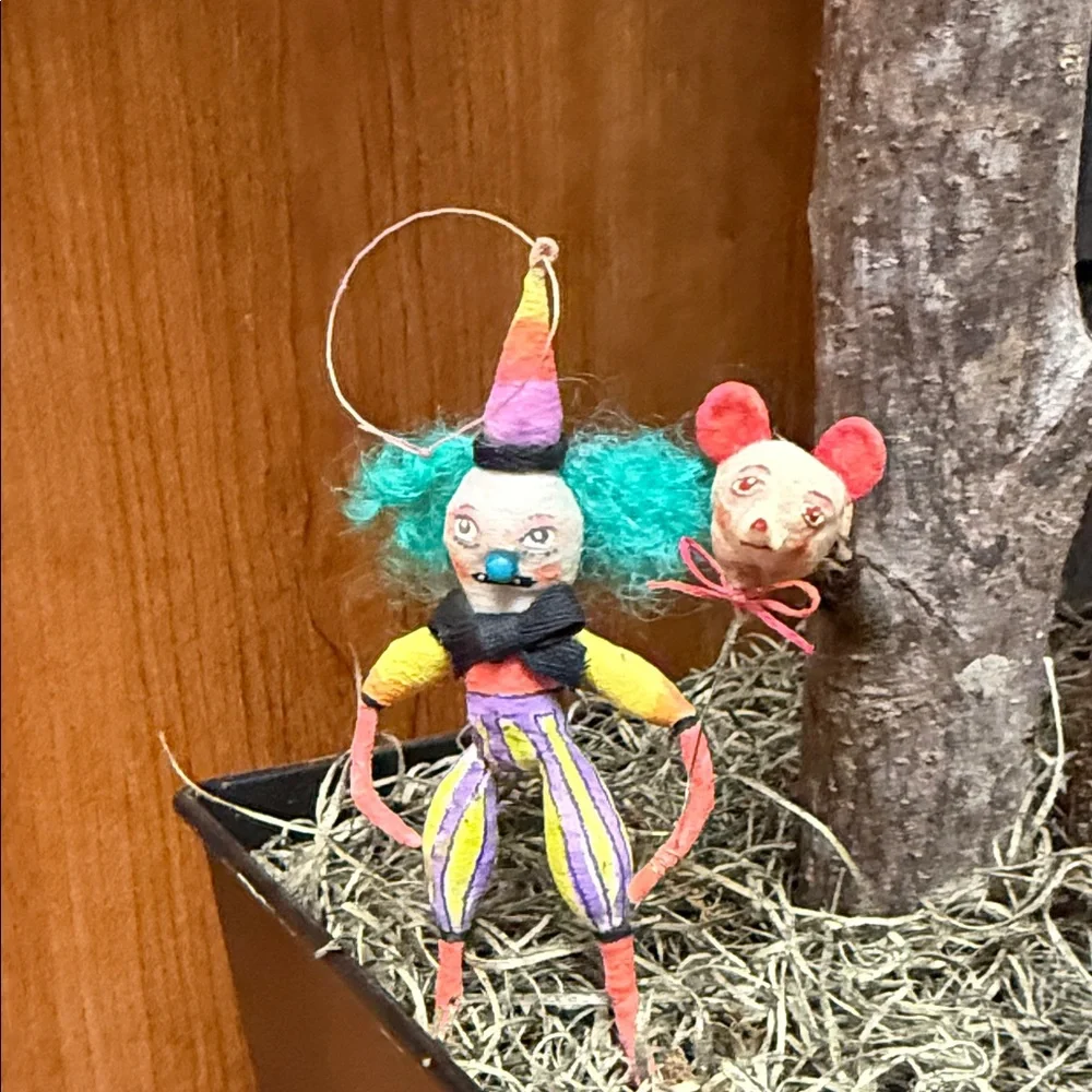 New Handmade HandPainted Clown wt balloon Spun Cotton Doll by Artist Maria Paula - Picture 2 of 13